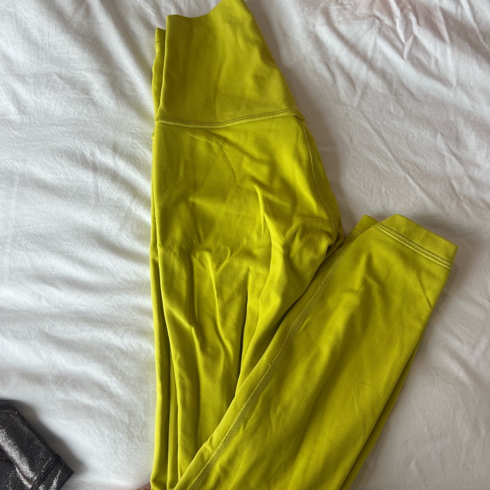 Lululemon leggings